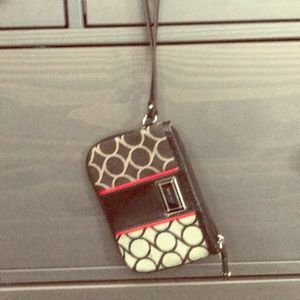 Nine West clutch/wristlet